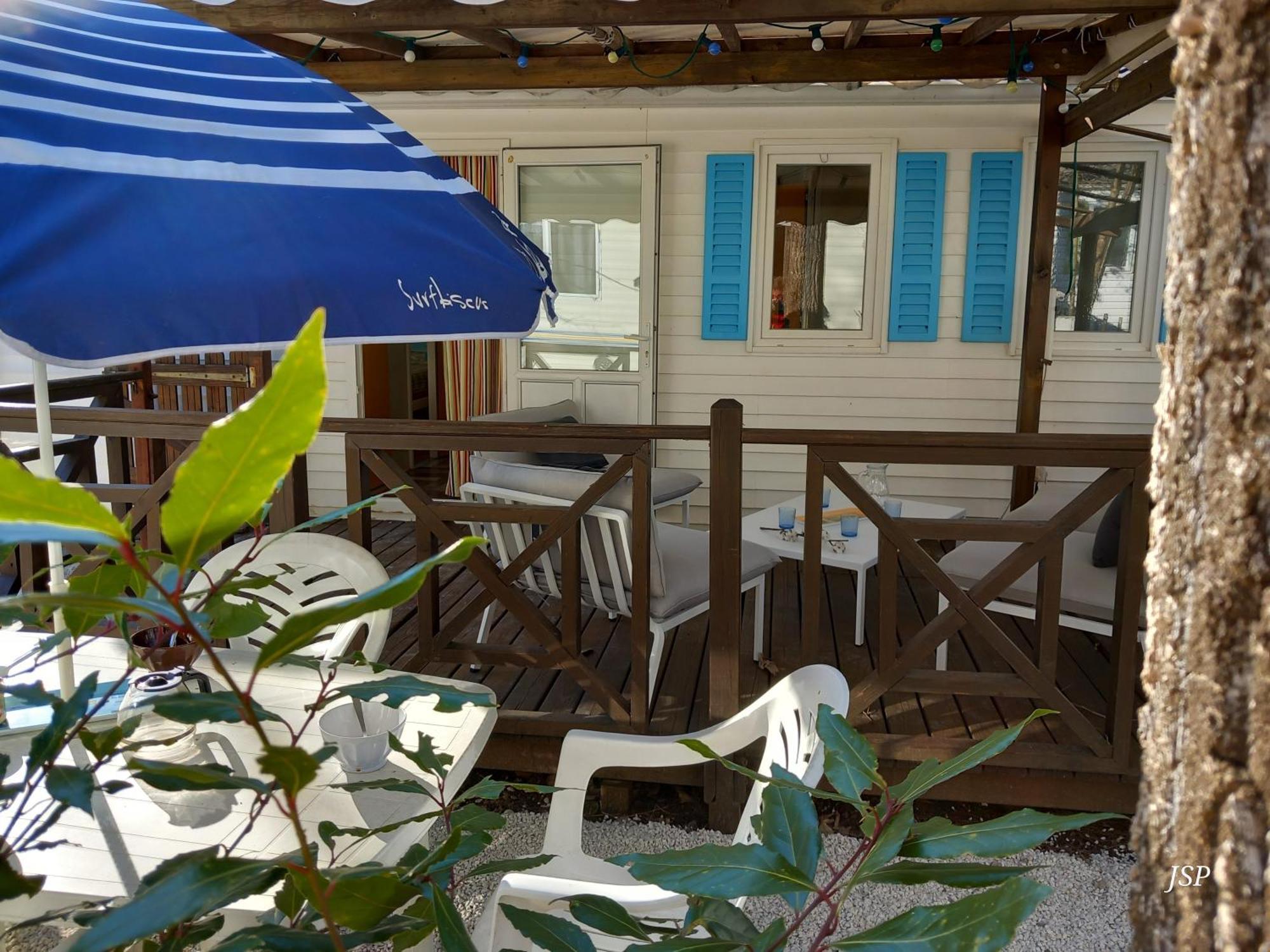 Mobilhome Les Volets Bleus Vaudreuille Exterior foto